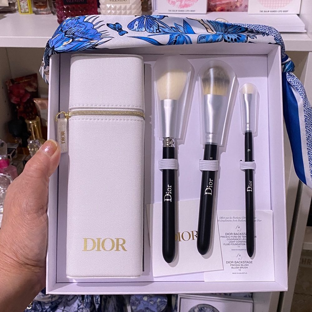 Dior Beauty Brush Set in Case-NIB